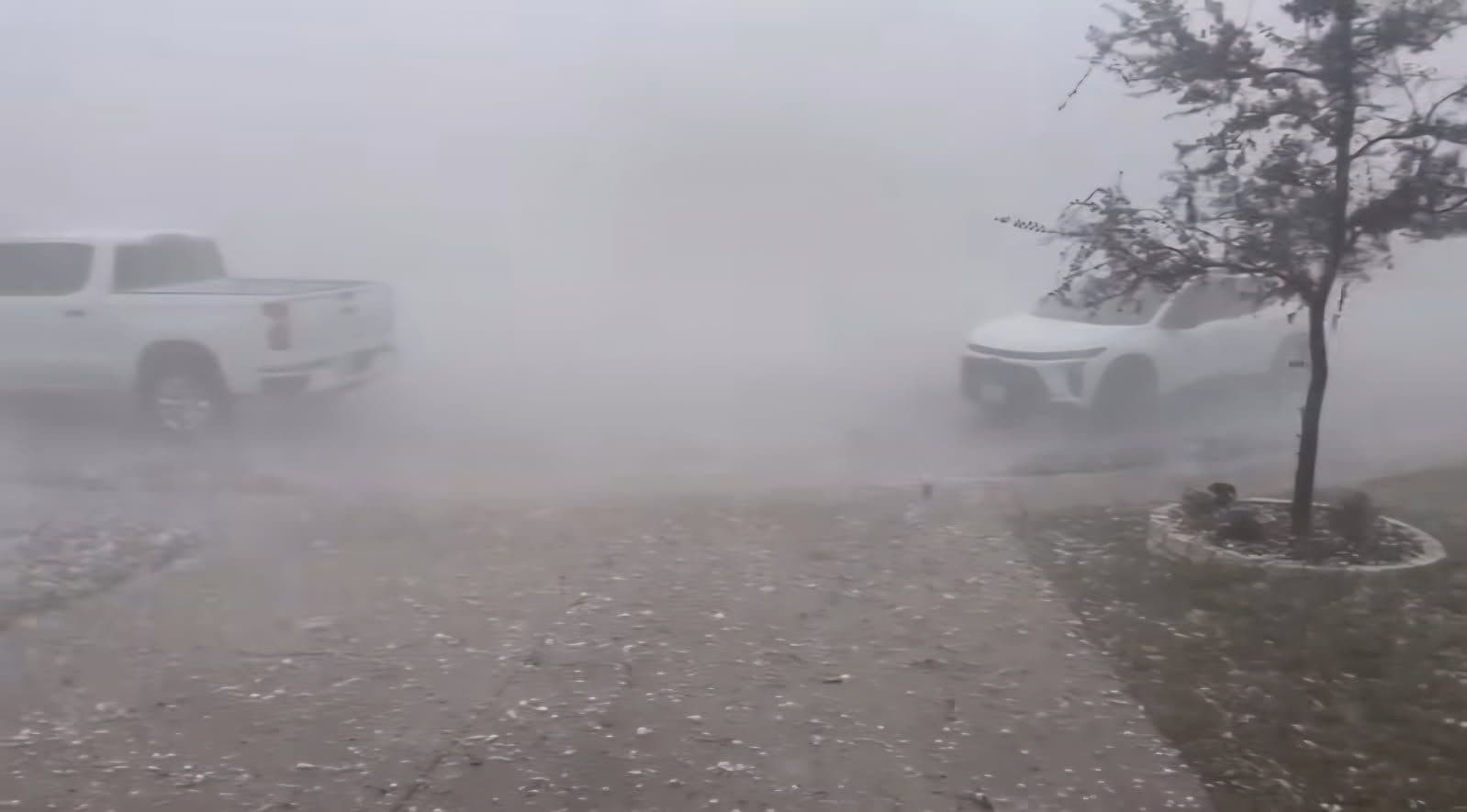 Gallery photos for Essential Roof Alert for Upcoming Hailstorms: Image #1