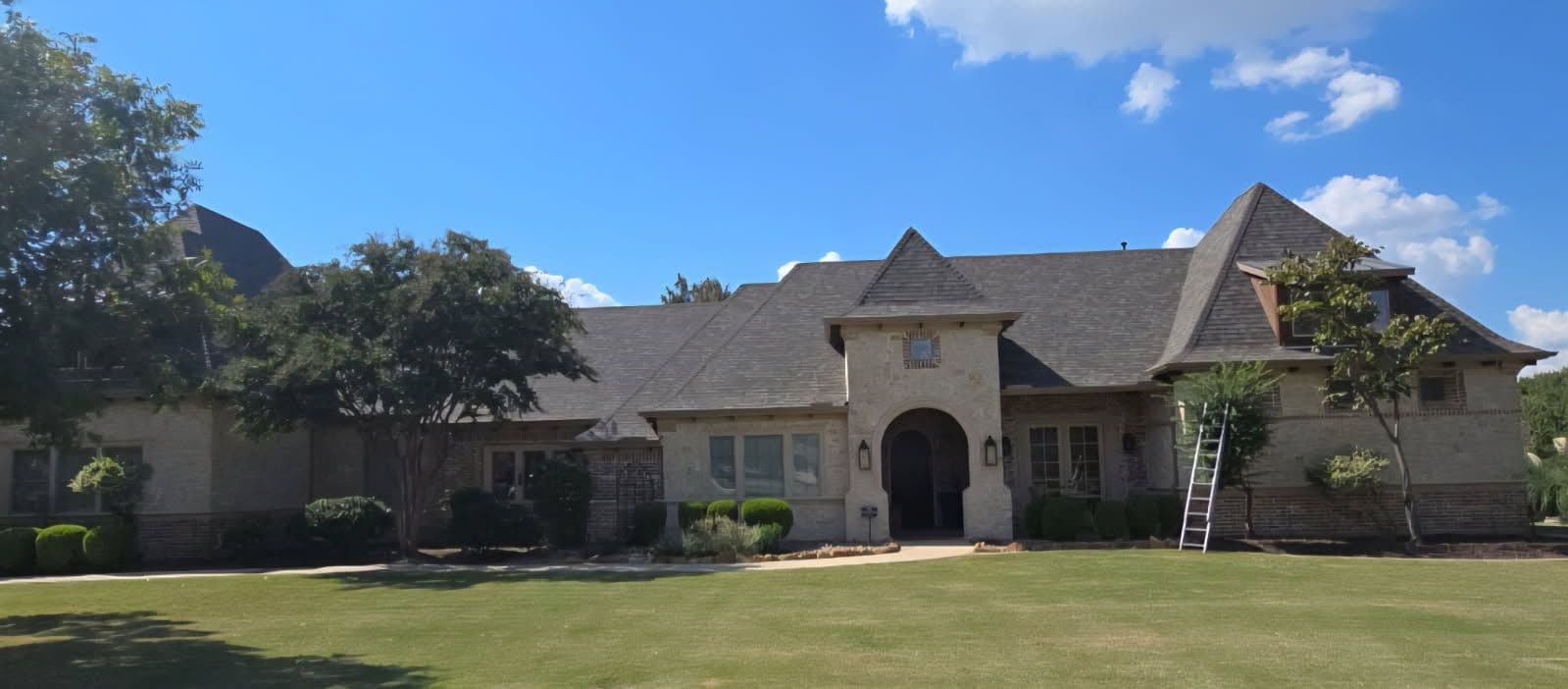 Gallery photos for Sophisticated Gutter Installation in Prosper: Image #3