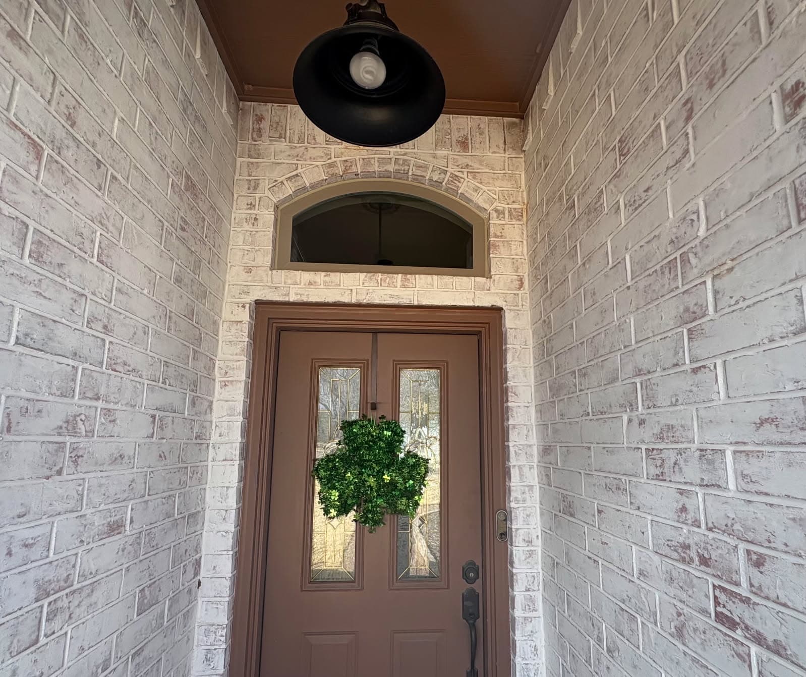 Gallery photos for Elegant Home Exterior Makeover in Granbury: Image #2