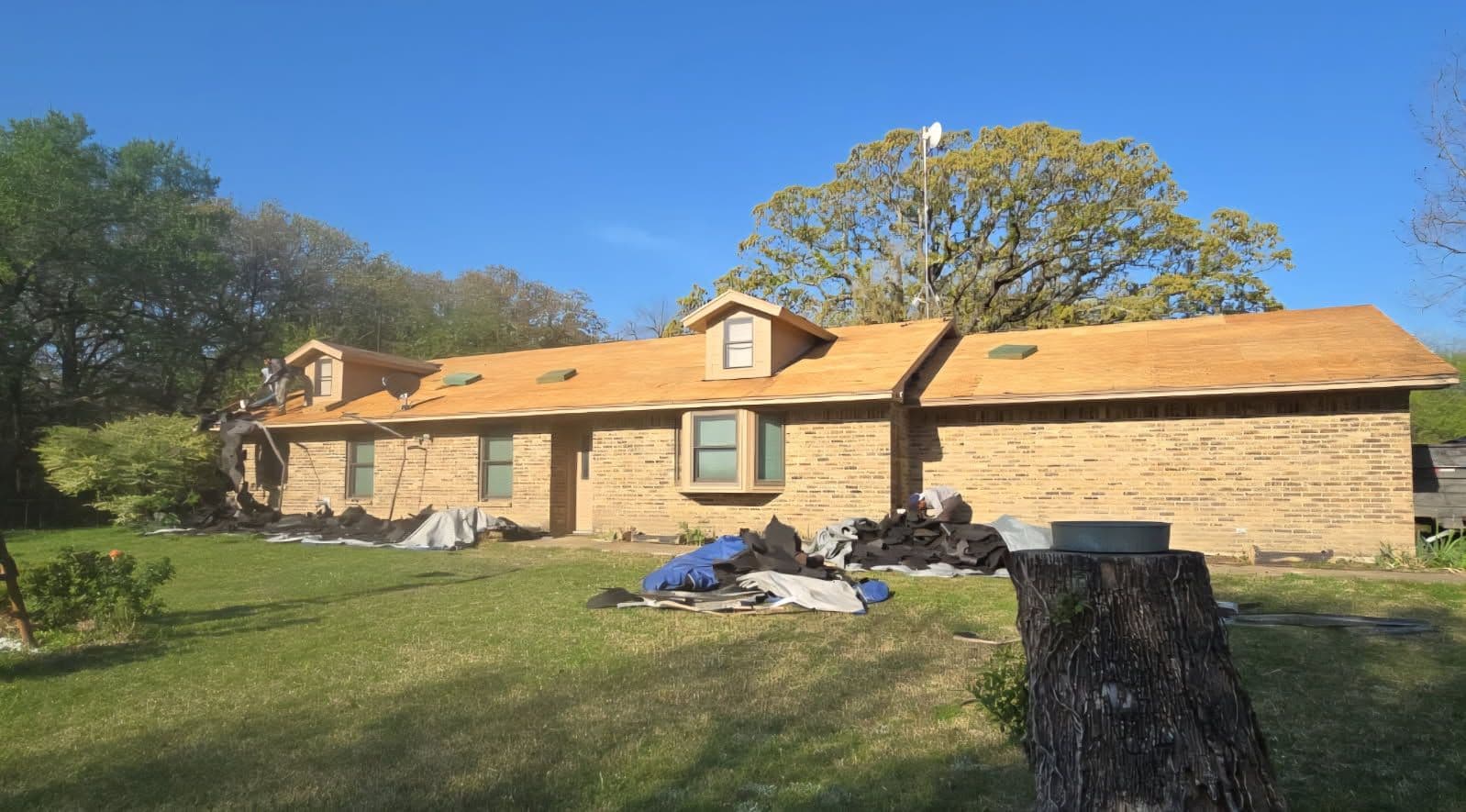 Gallery photos for New Roof Installation in Pilots Point Texas: Image #1
