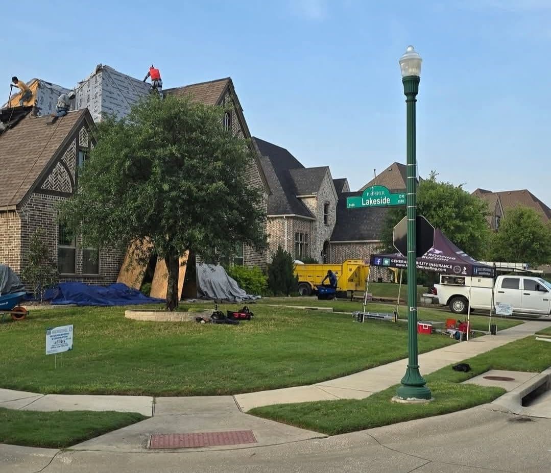 Efficient Roof Replacement in Lakeside Area