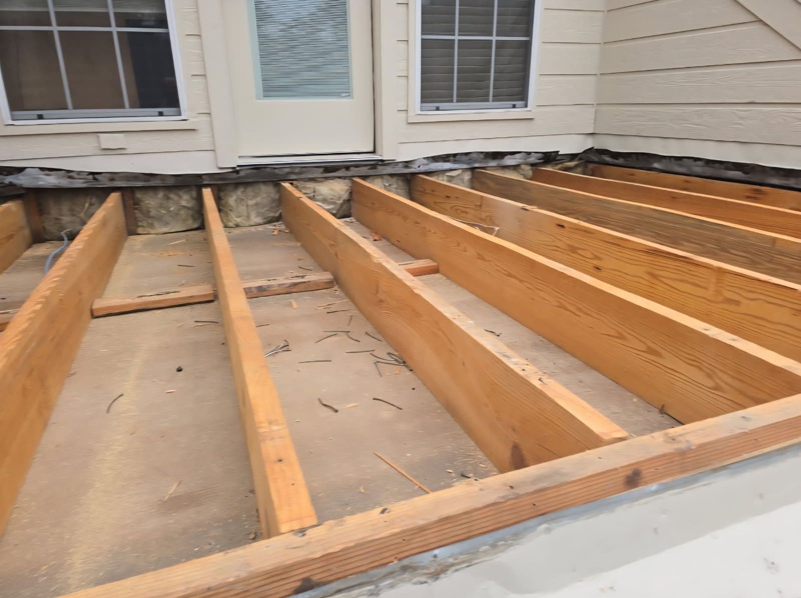 Gallery photos for Innovative 2nd Floor Patio Transformation in Plano: Image #1