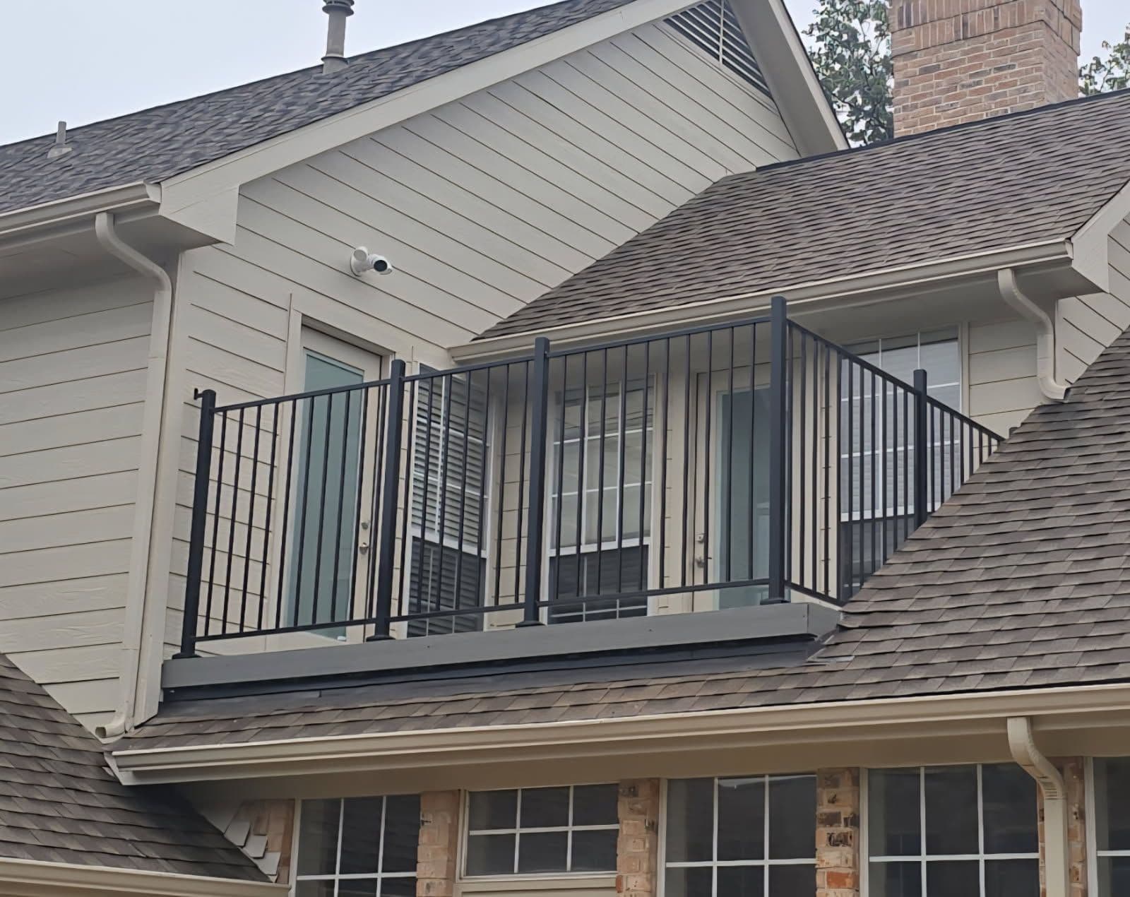 Gallery photos for Patio Upgrade with Trex Decking and Iron Railings: Image #2